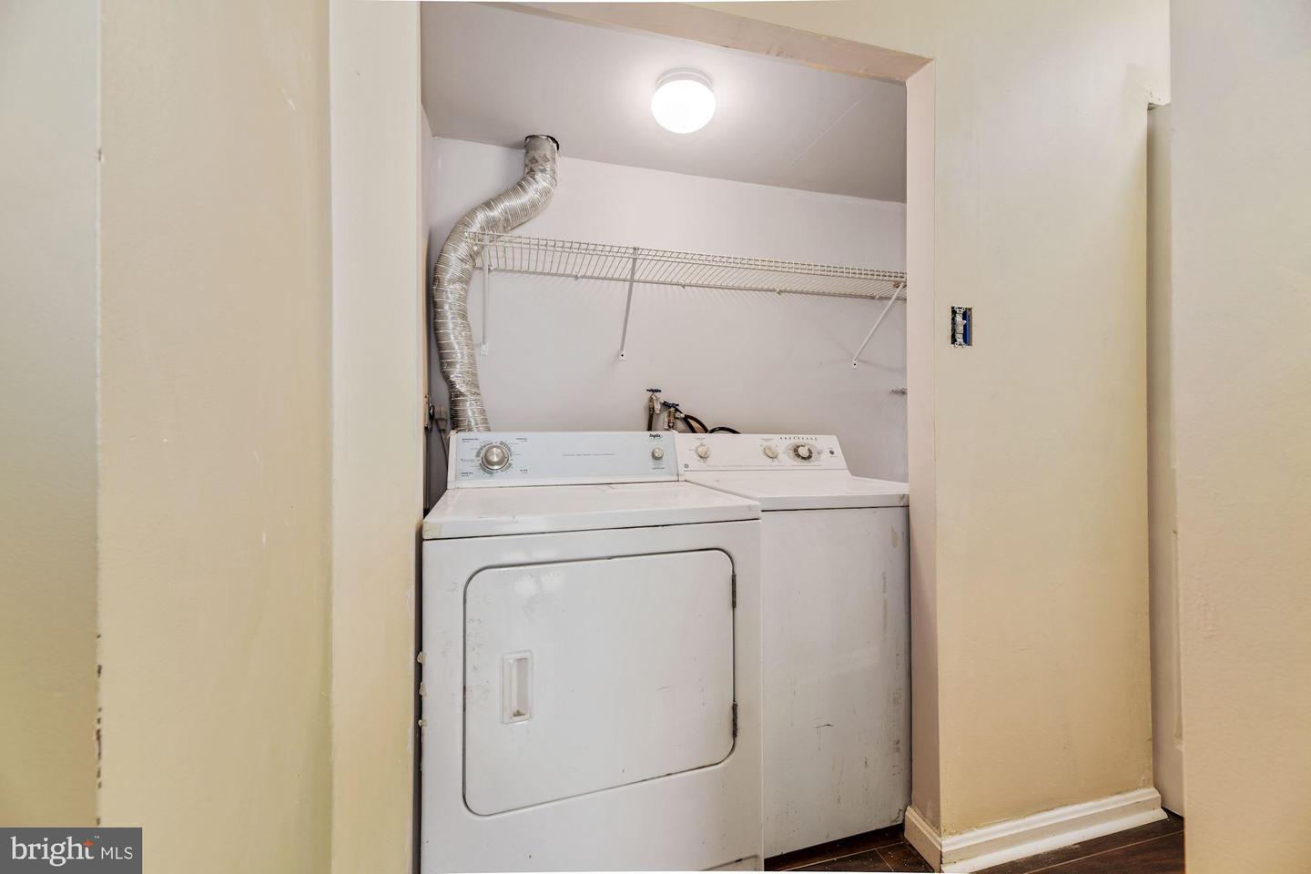 109 E Reed Ave #1/2 Property Photo 18