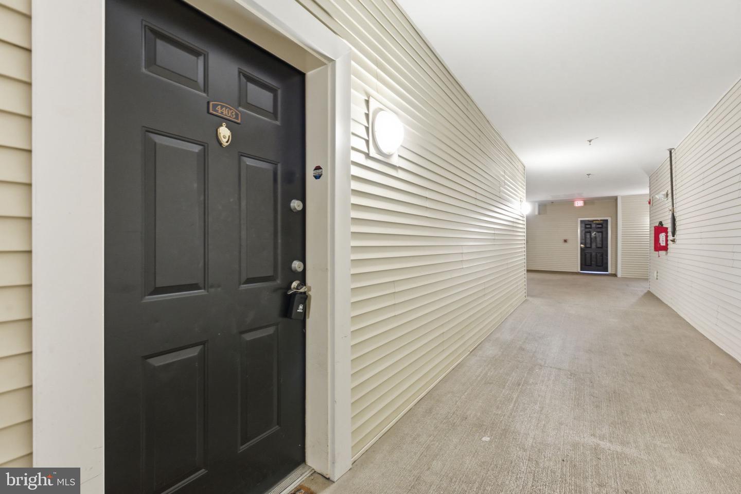 4551 Strutfield Ln #4403 Property Photo 13