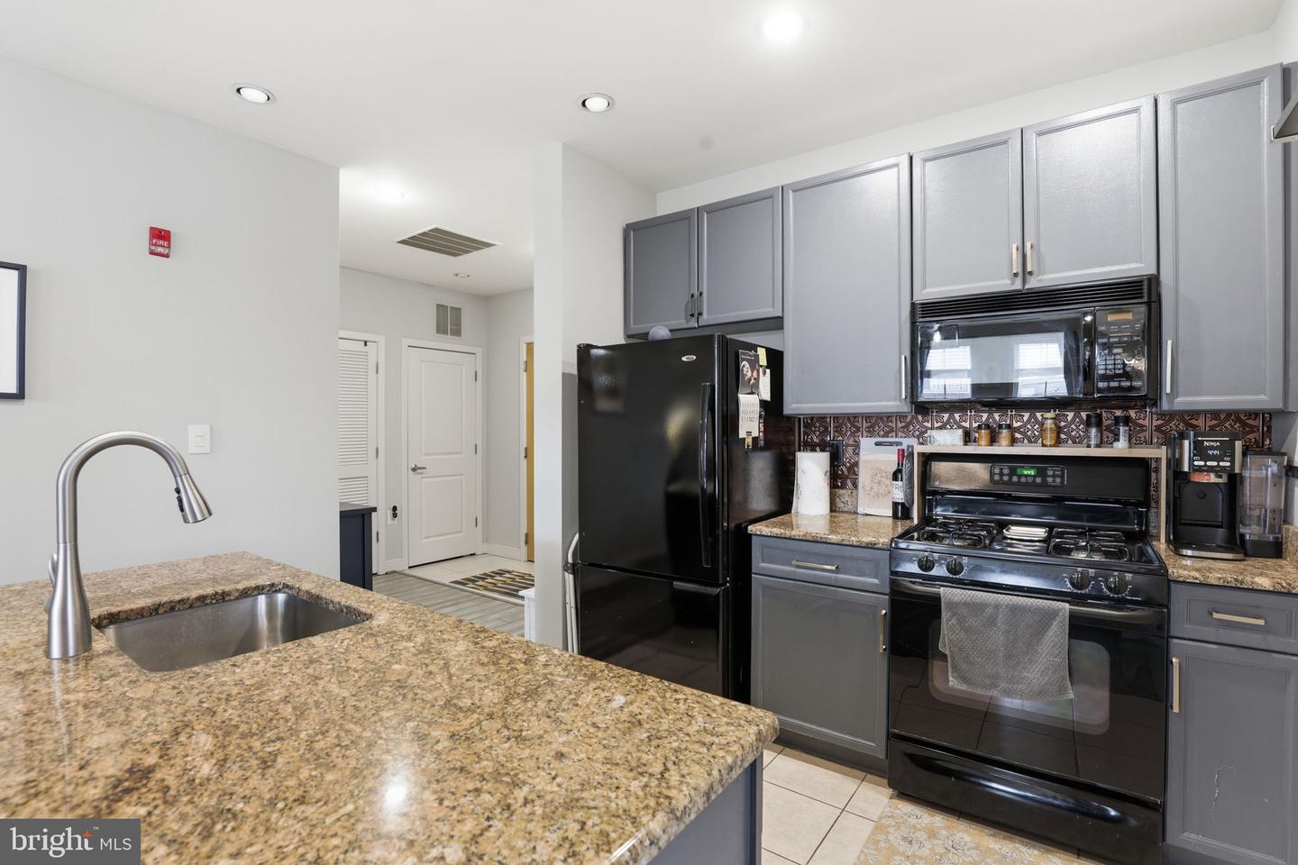 181 E Reed Ave #304 Property Photo 6