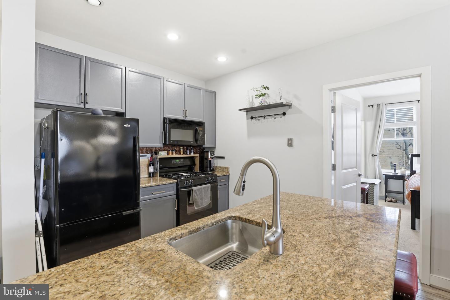 181 E Reed Ave #304 Property Photo 7
