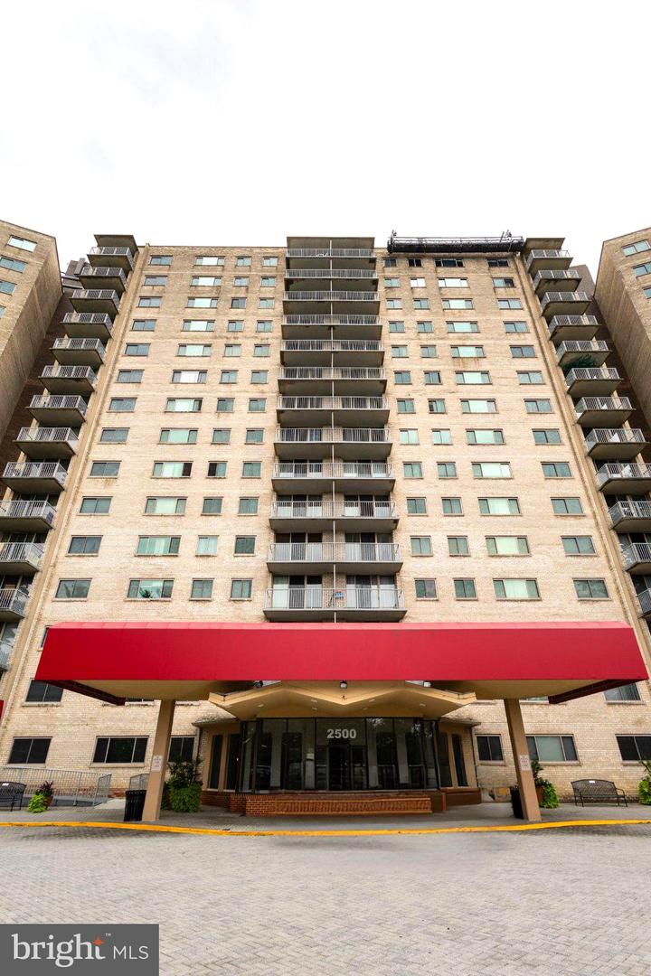 2500 N Van Dorn St #619 Property Photo 1