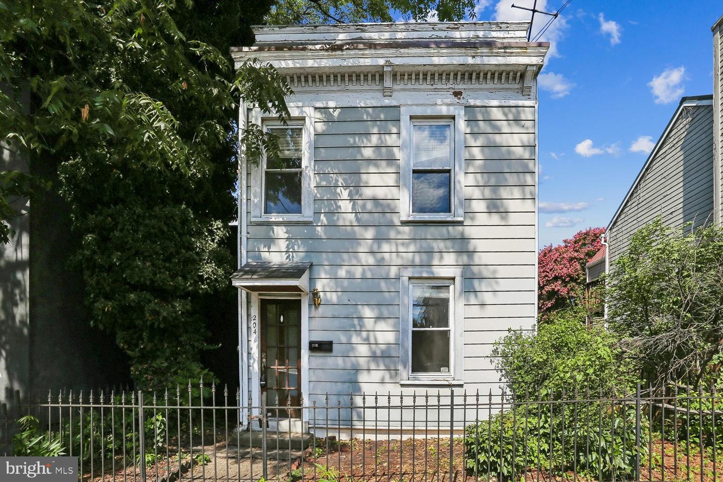 204 N Payne St N Property Photo 3
