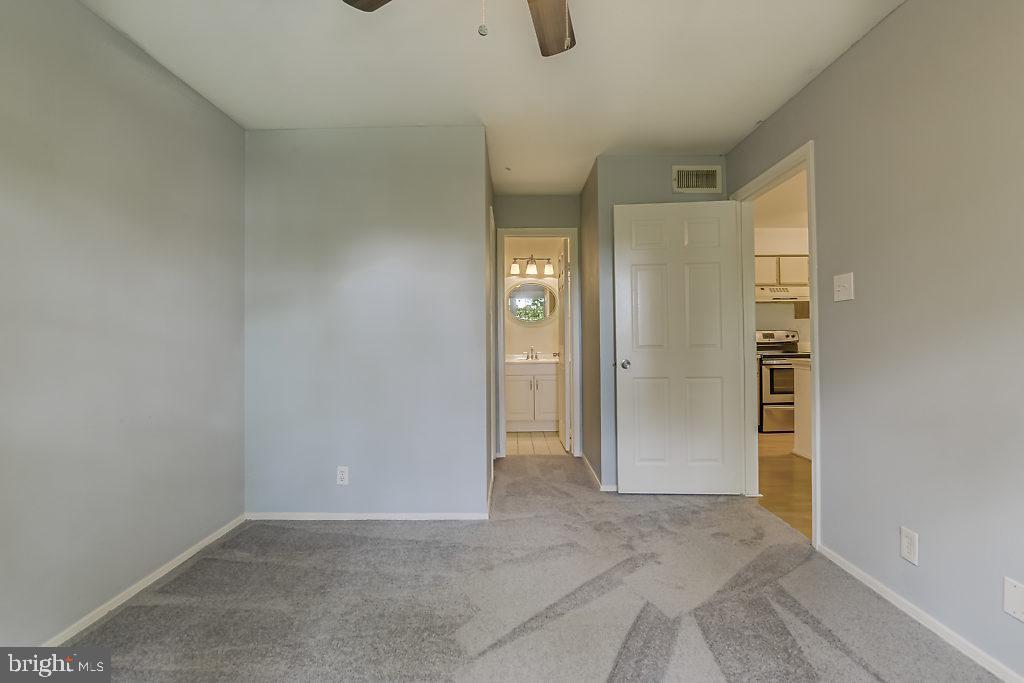 3305 Wyndham Cir #353 Property Photo 17