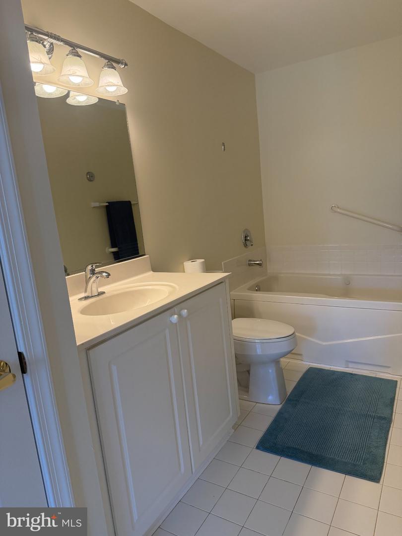 171 Somervelle St #404 Property Photo 20