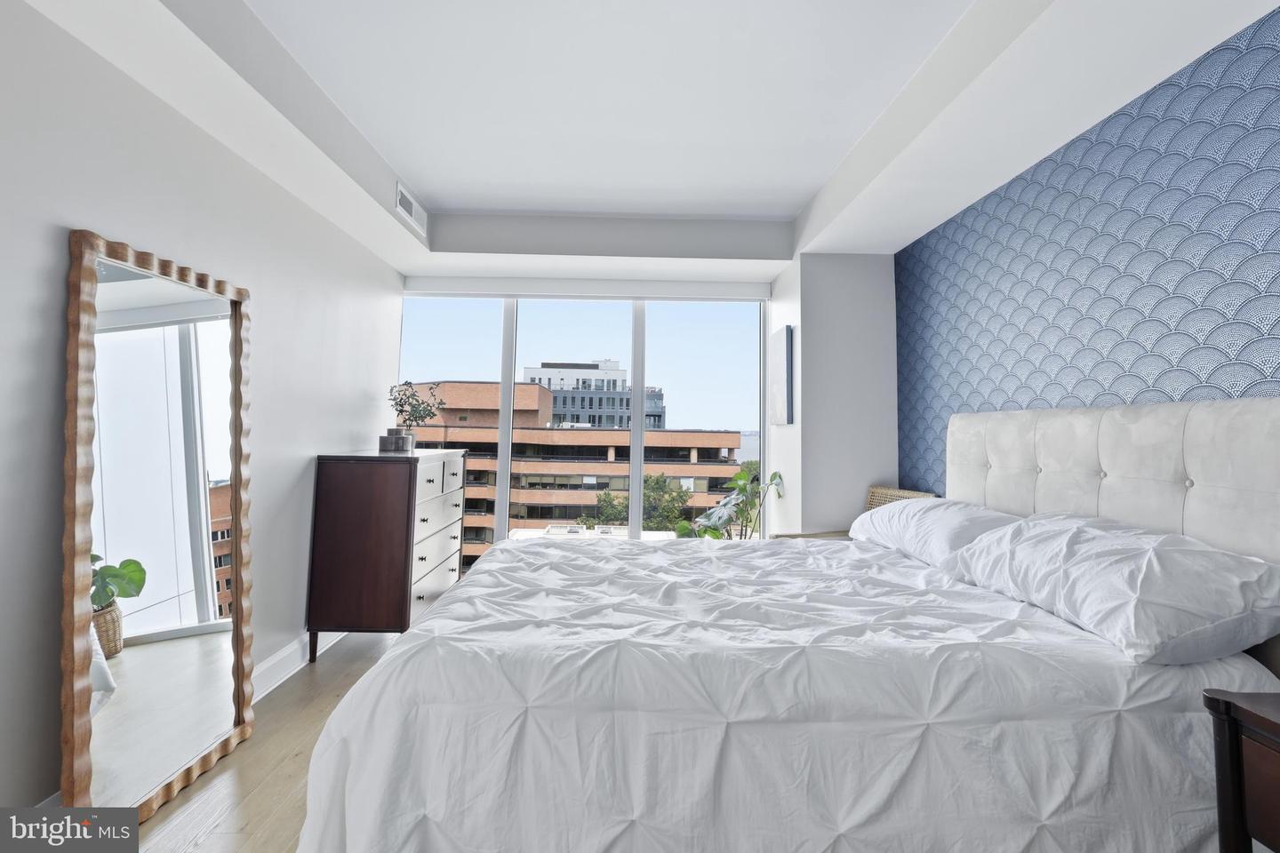 925 N Fairfax St #704 Property Photo 14