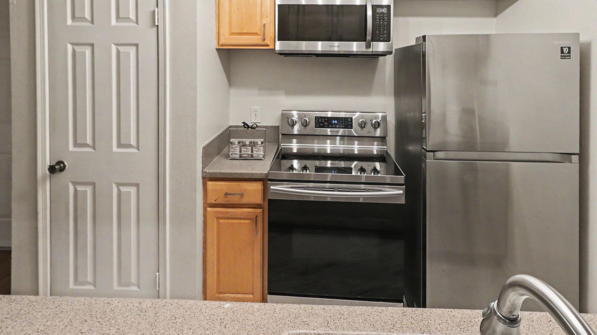3311 Wyndham Cir #2191 Property Photo 15