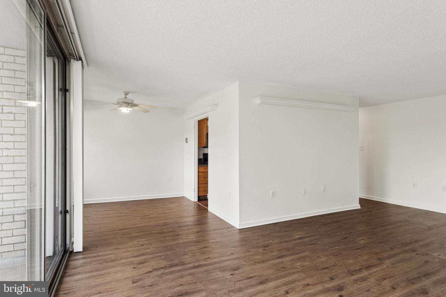 2500 N Van Dorn St #205 Property Photo 7