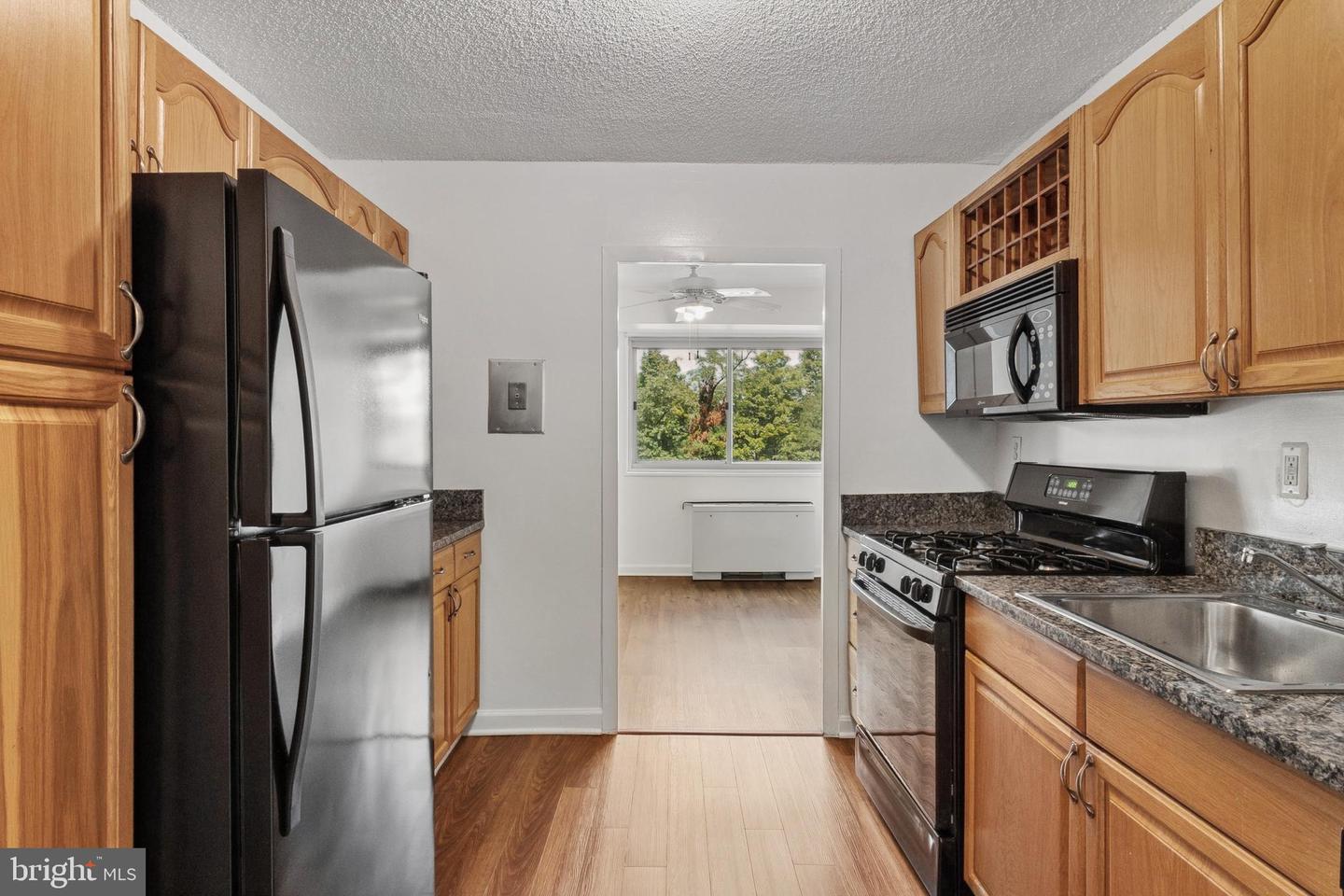 2500 N Van Dorn St #205 Property Photo 16