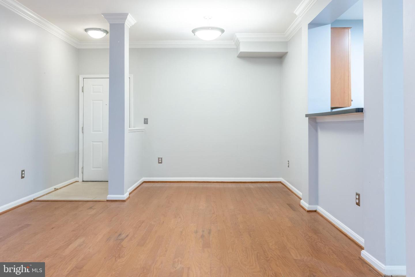 4850 Eisenhower Ave #115 Property Photo 14