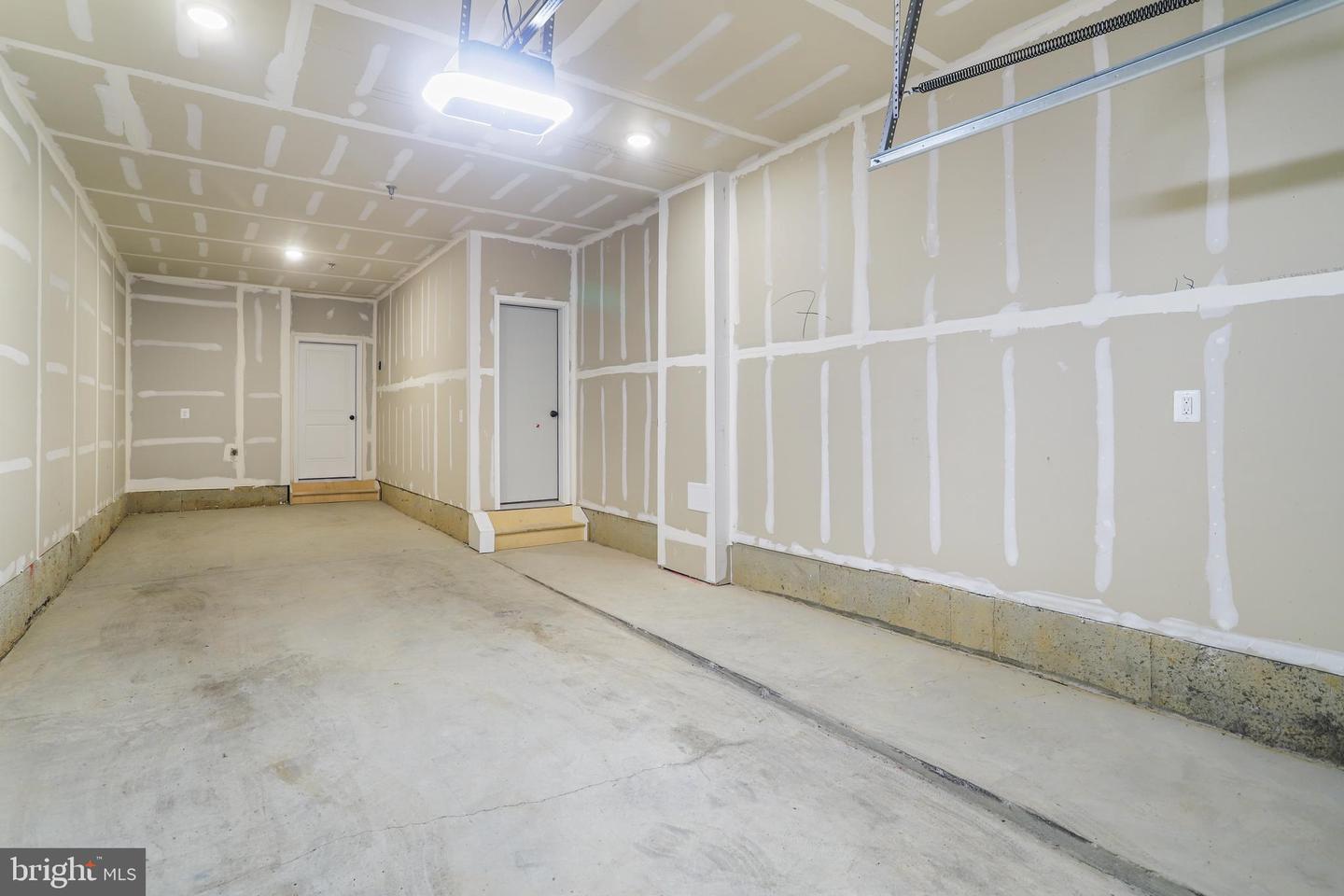 133 Warburton Street Property Photo 22