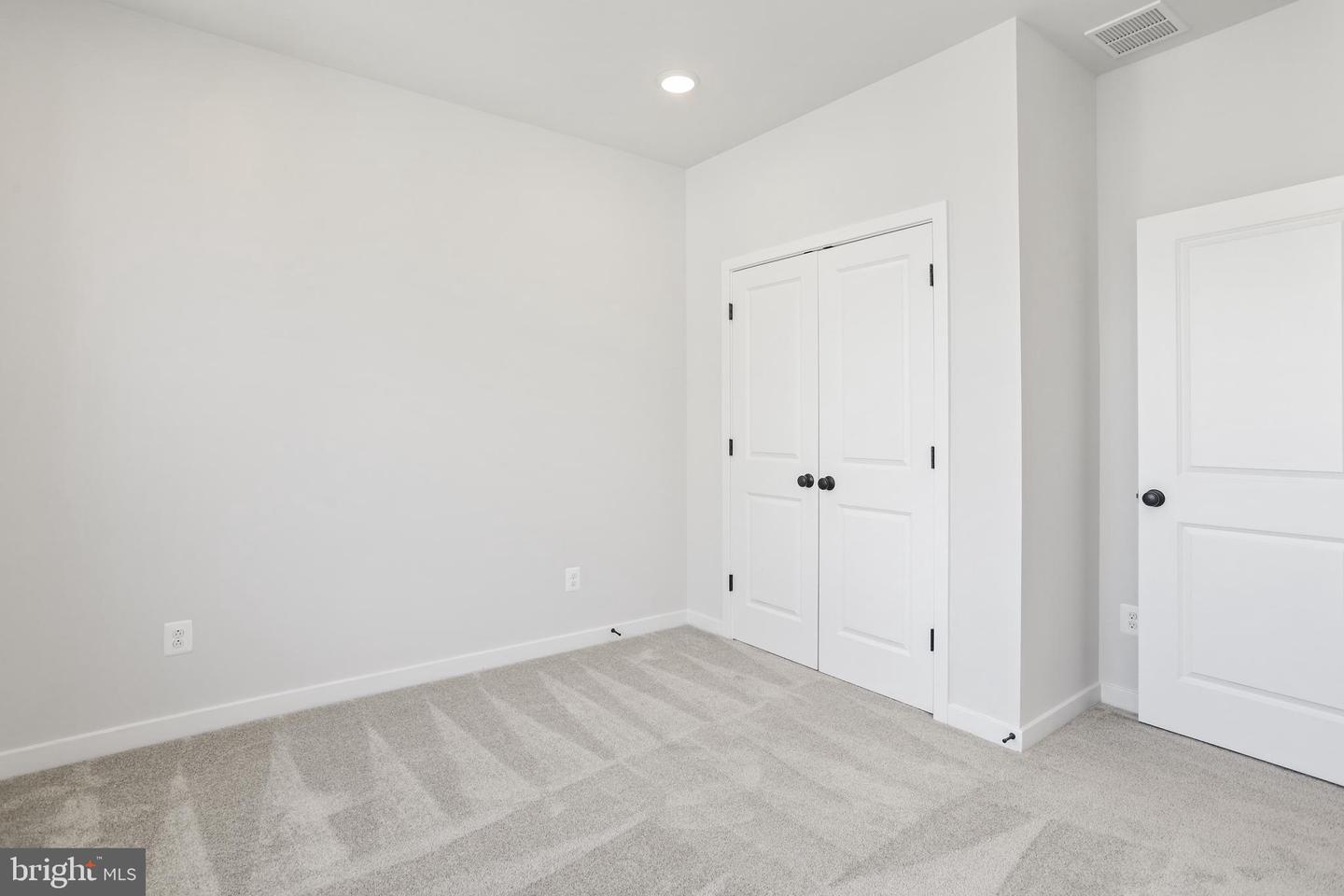 133 Warburton Street Property Photo 36