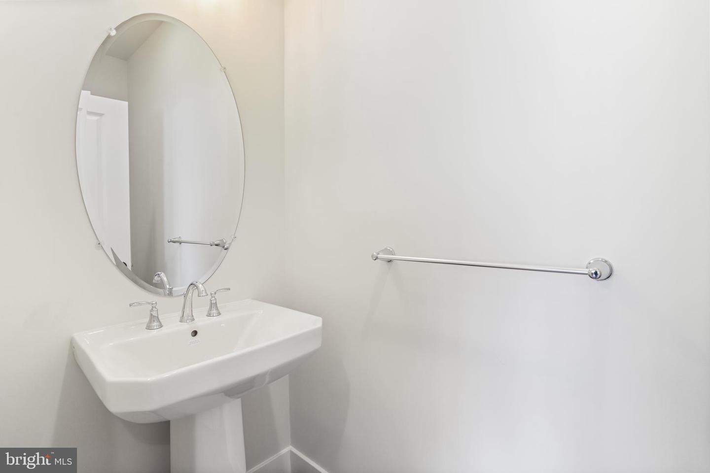 133 Warburton Street Property Photo 41