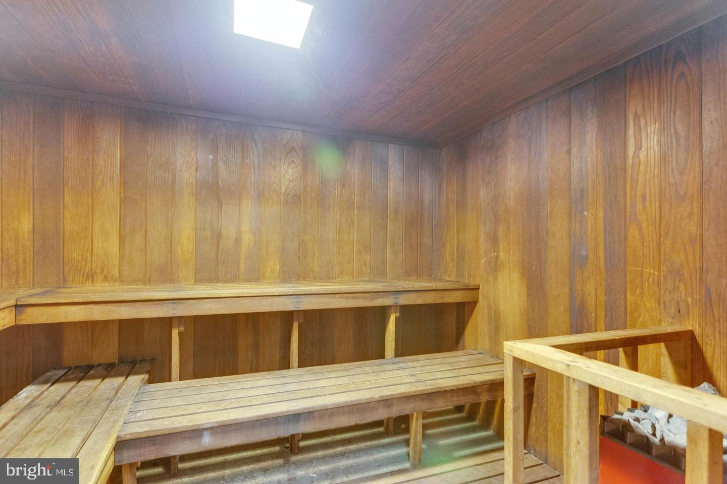 5340 Holmes Run Pkwy #907 Property Photo 16