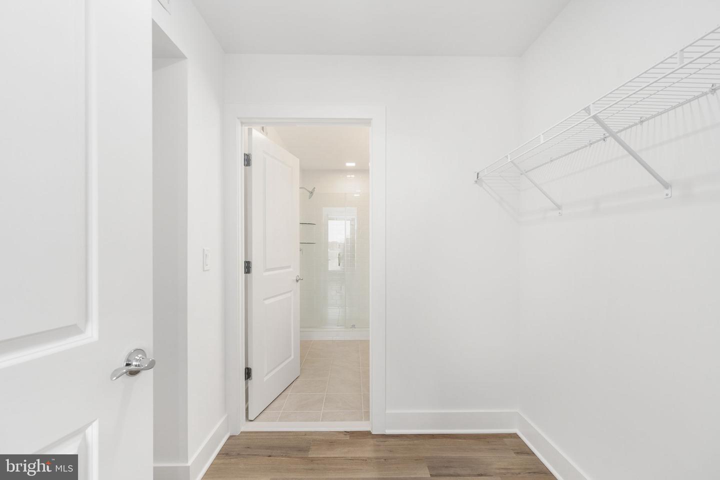 701 N Henry St #506 Property Photo 13