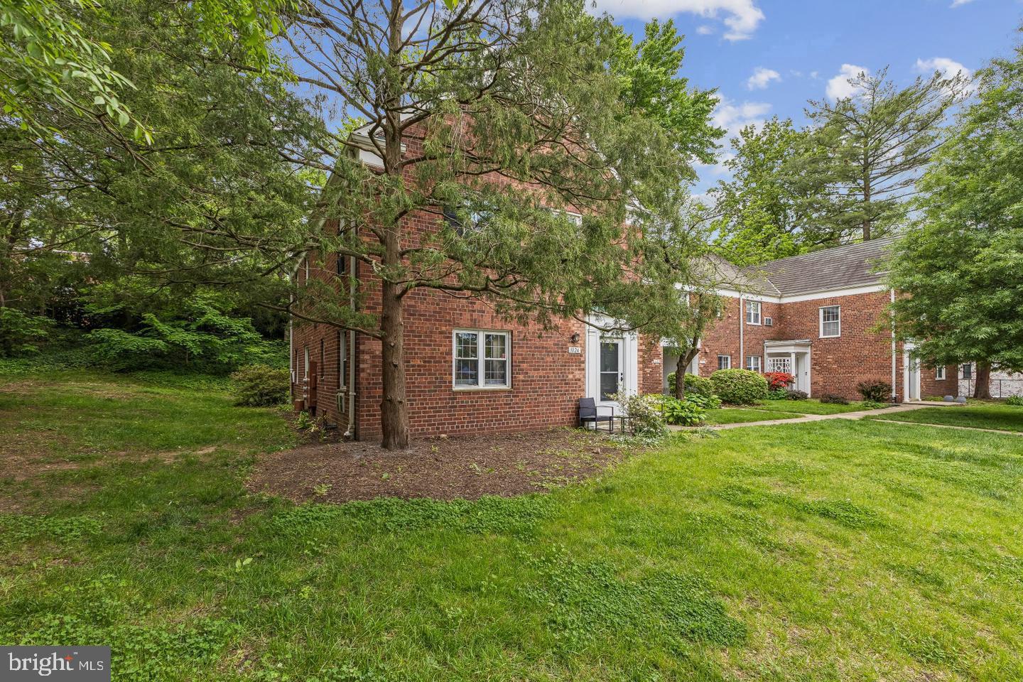 1024 Valley Dr Property Photo 22