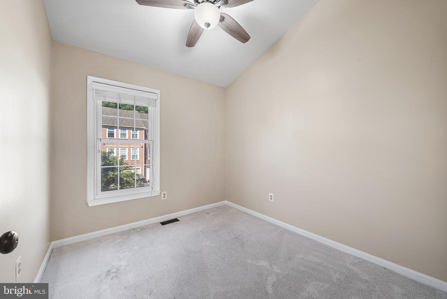 1258 Quaker Hill Dr Property Photo 29
