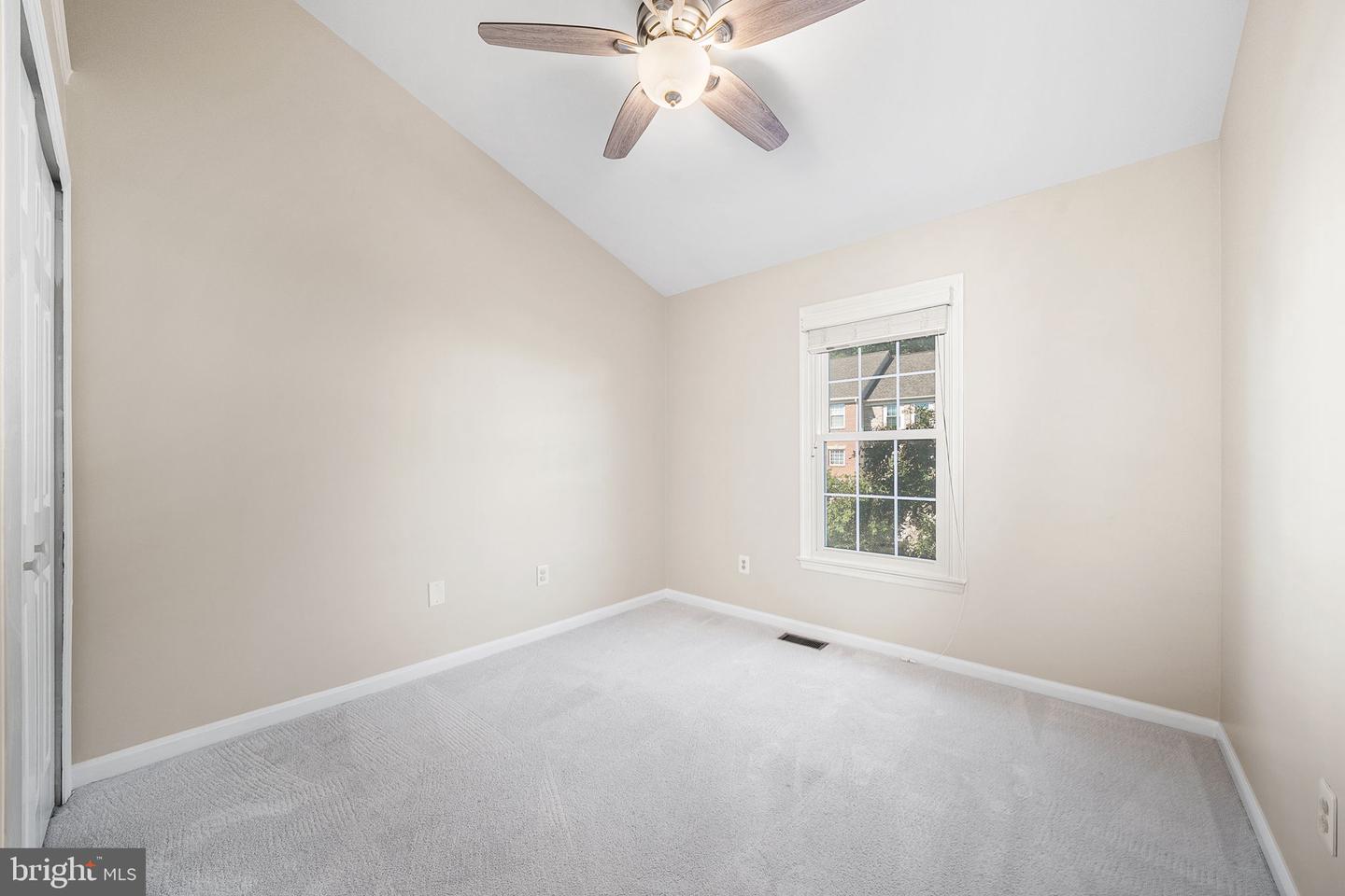 1258 Quaker Hill Dr Property Photo 31