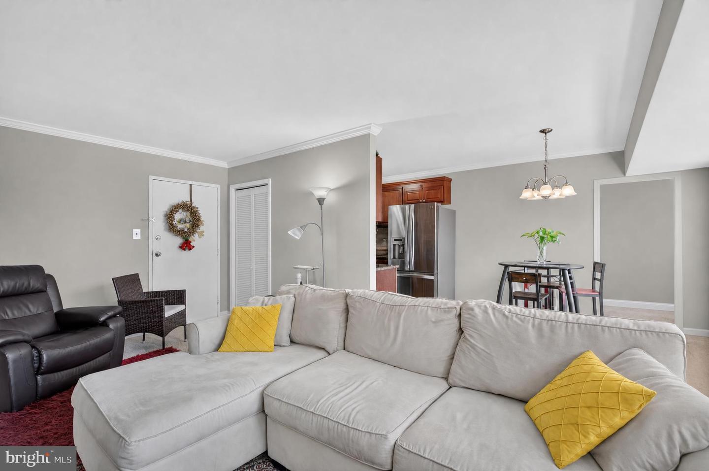 5801 Quantrell Ave #206 Property Photo 4