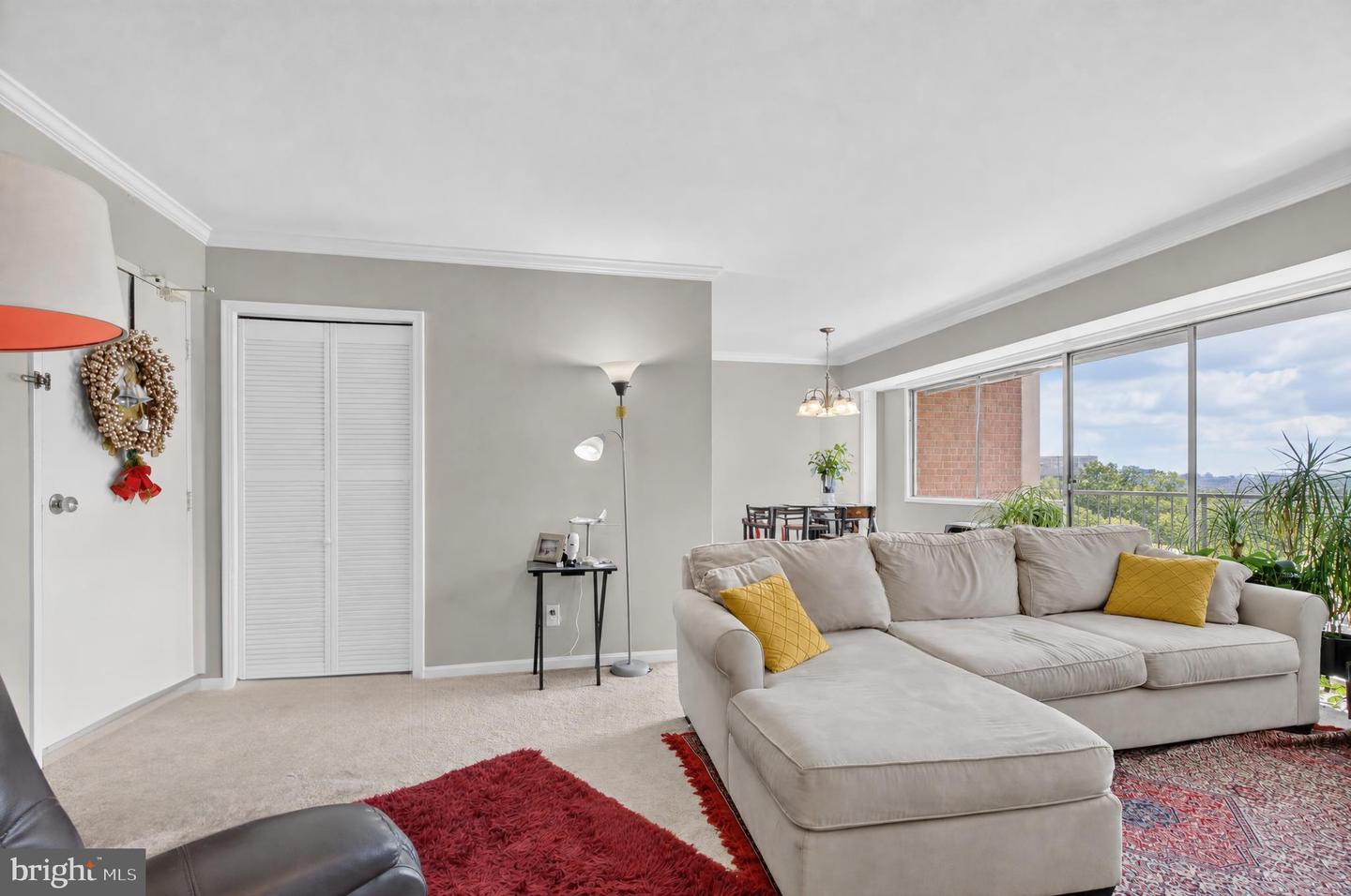 5801 Quantrell Ave #206 Property Photo 5