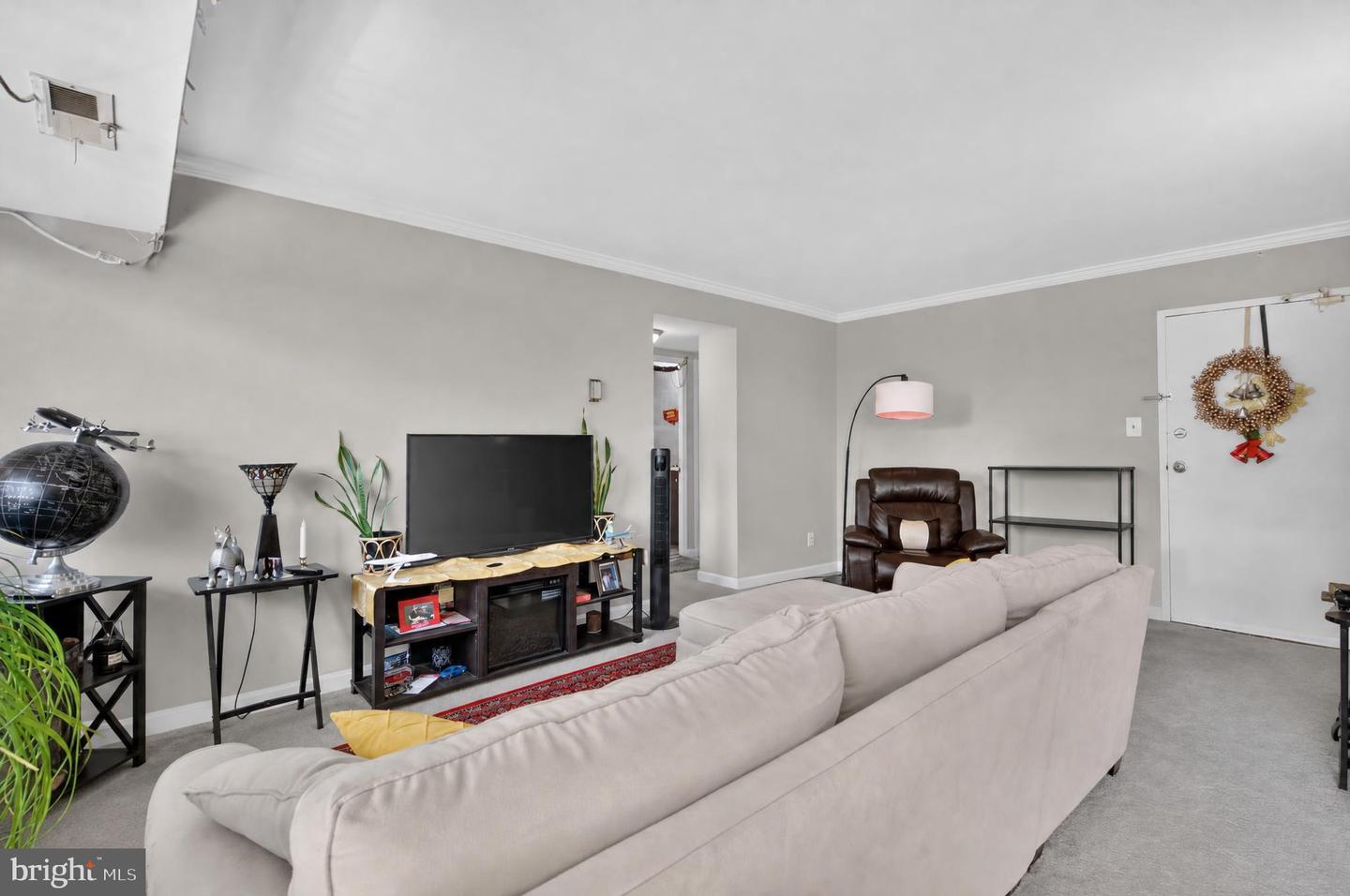 5801 Quantrell Ave #206 Property Photo 6