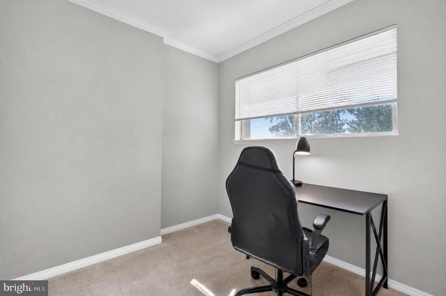 5801 Quantrell Ave #206 Property Photo 16