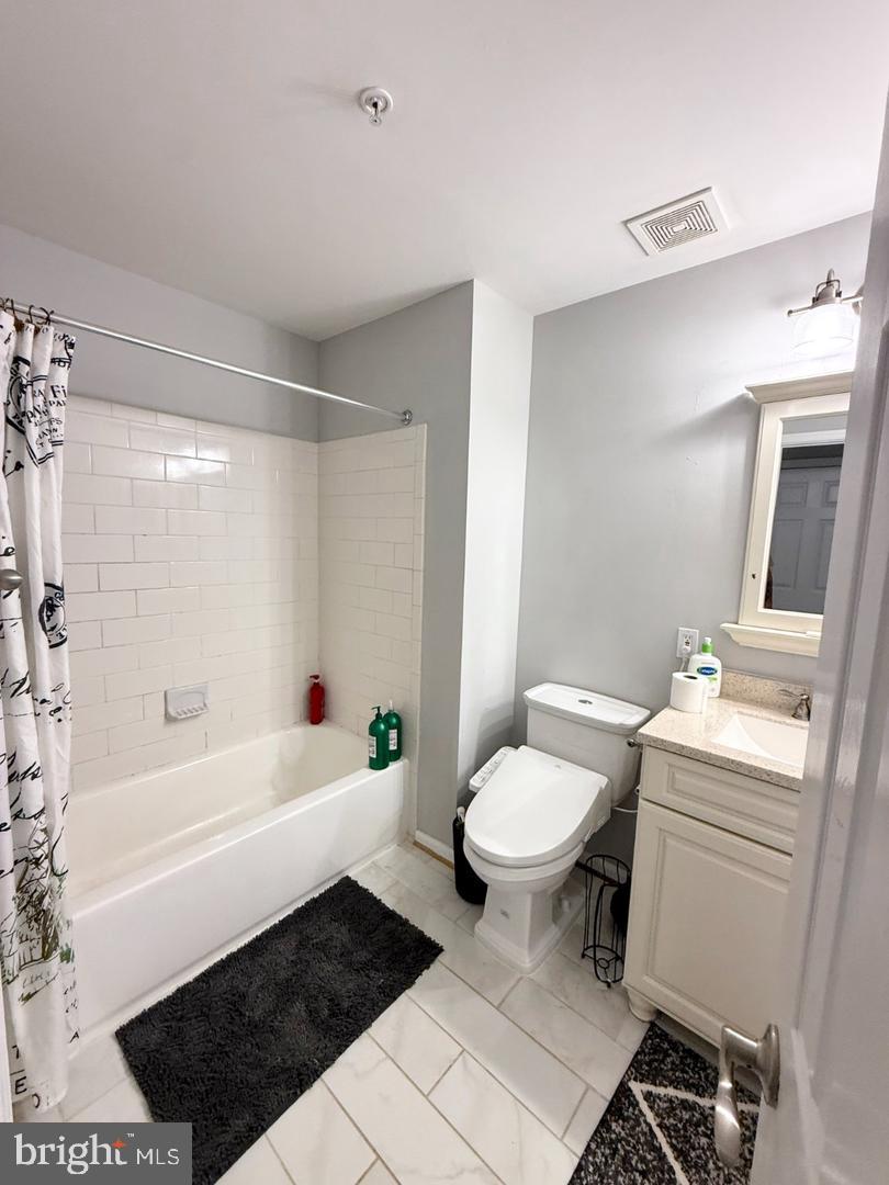162 Barrett Pl Property Photo 11