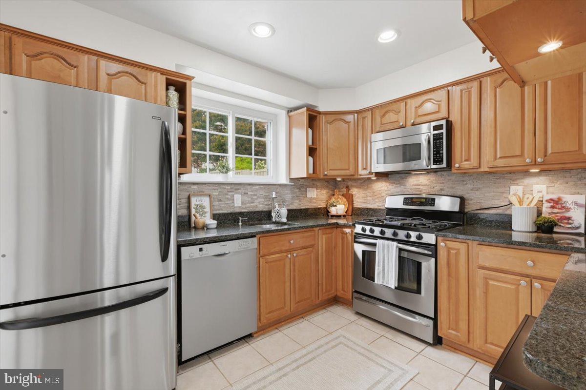 3764 Jason Ave Property Photo 11
