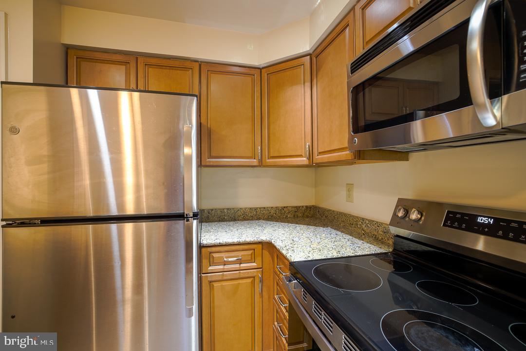 1413 Oronoco St #1413 Property Photo 5