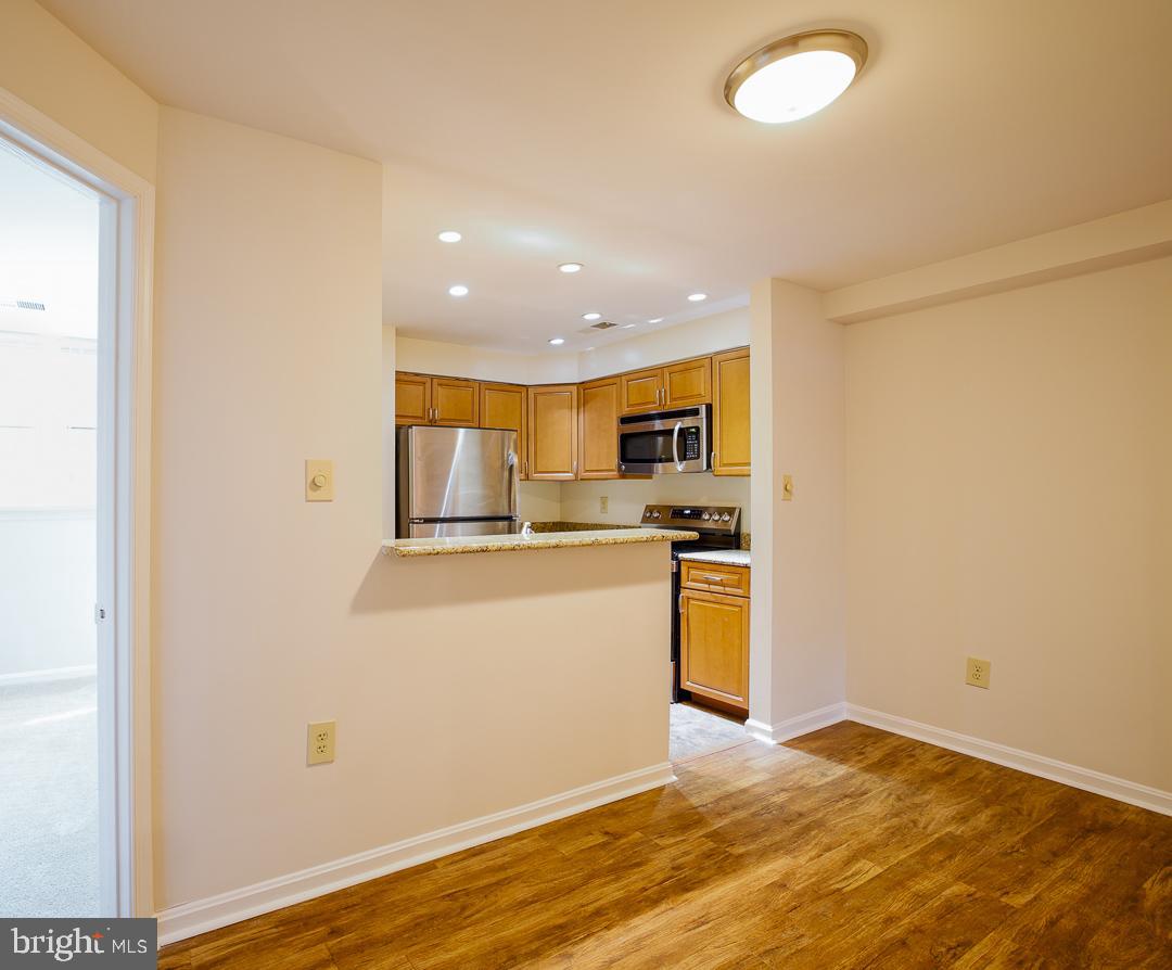 1413 Oronoco St #1413 Property Photo 7