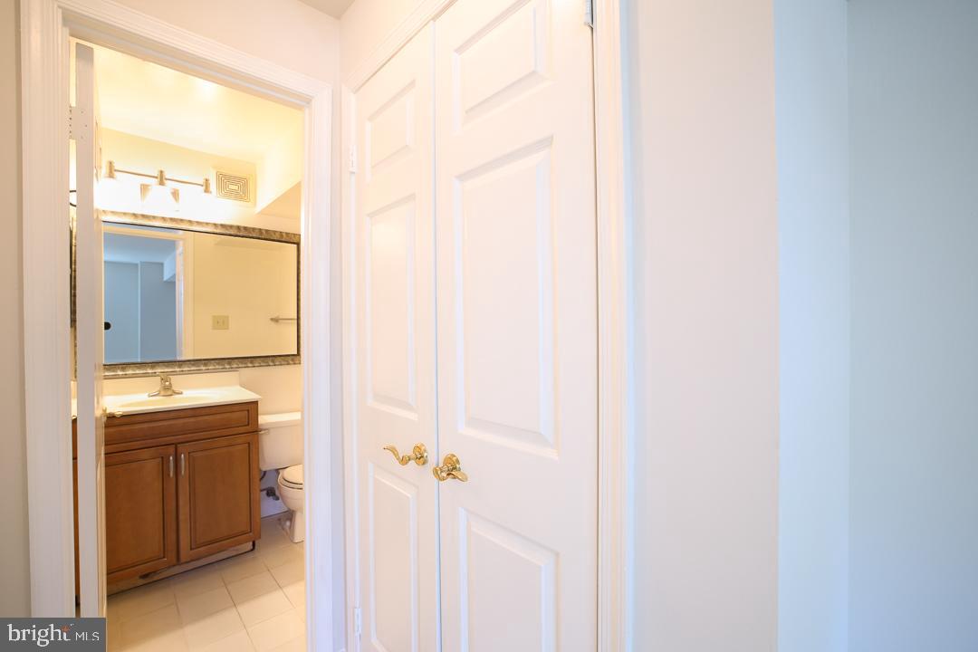 1413 Oronoco St #1413 Property Photo 25