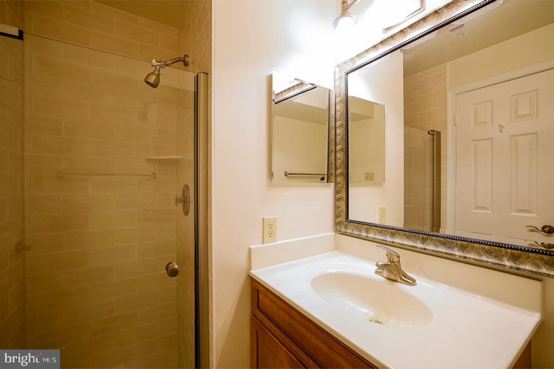 1413 Oronoco St #1413 Property Photo 27