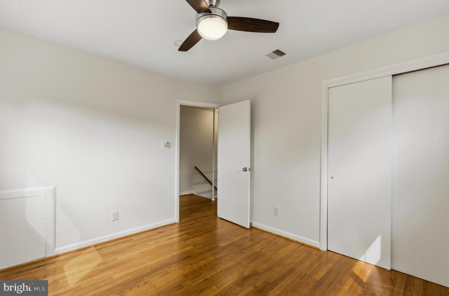 11 E Myrtle St #1/2 Property Photo 25