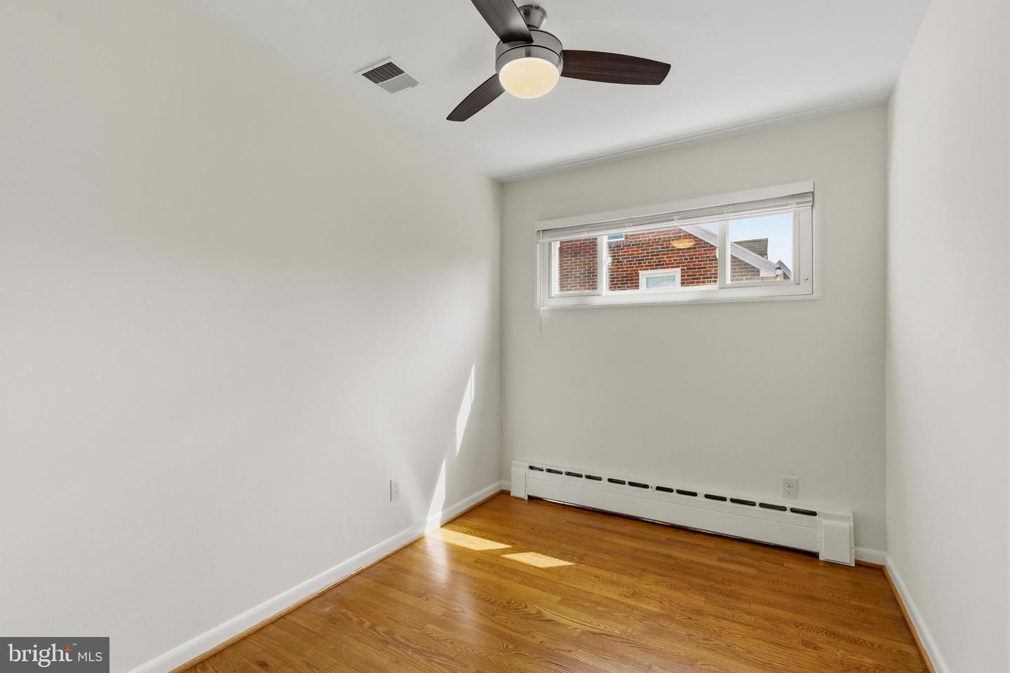 11 E Myrtle St #1/2 Property Photo 26