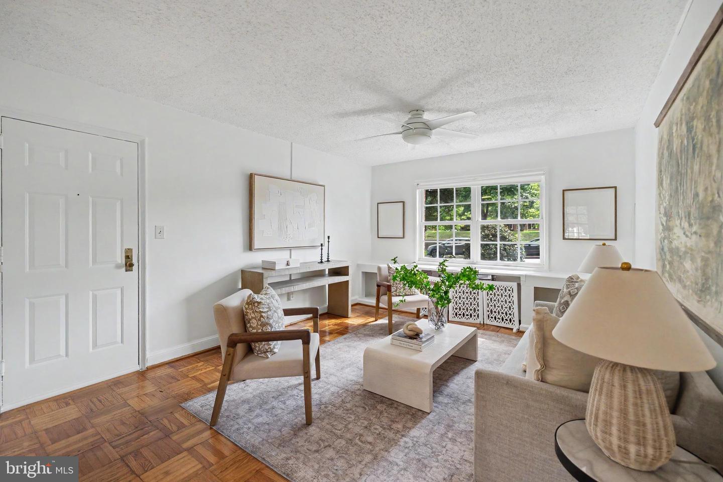1602 W Abingdon Dr #101 Property Photo 12