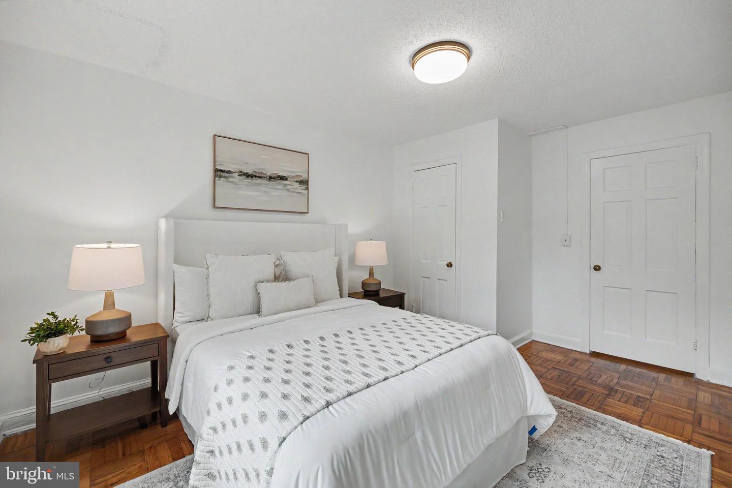 1602 W Abingdon Dr #101 Property Photo 15