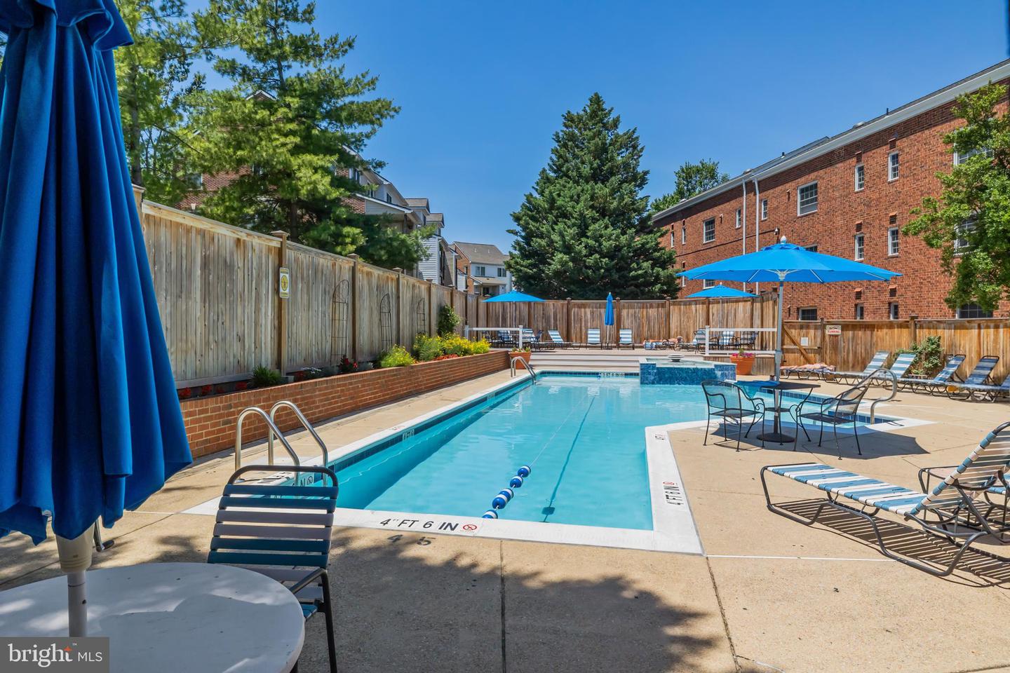 1602 W Abingdon Dr #101 Property Photo 27