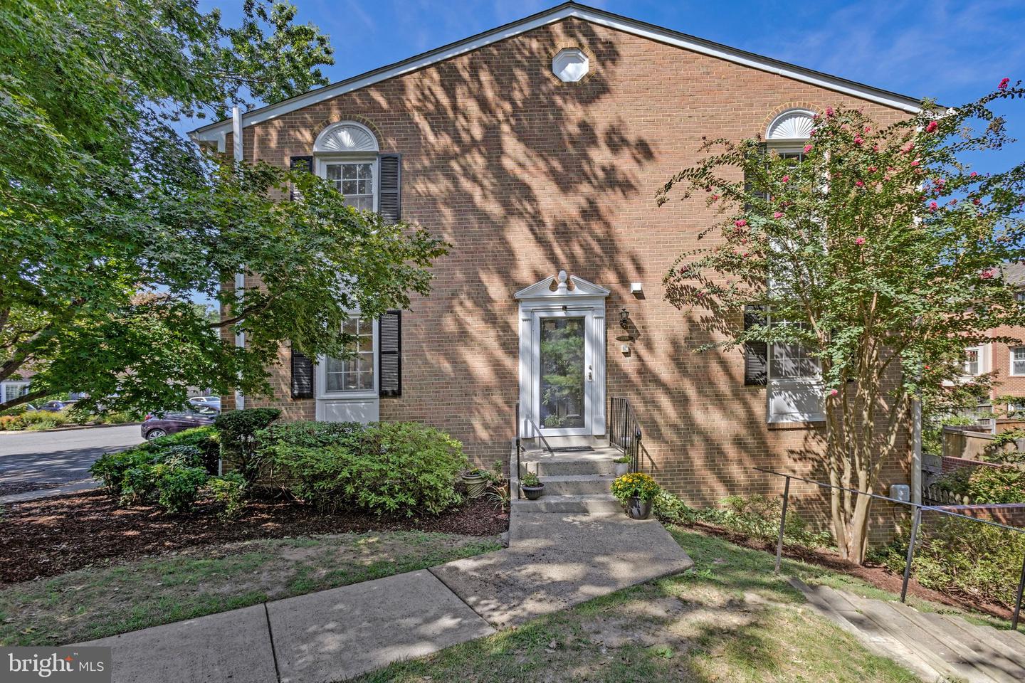 2655 Centennial Ct Property Photo 1