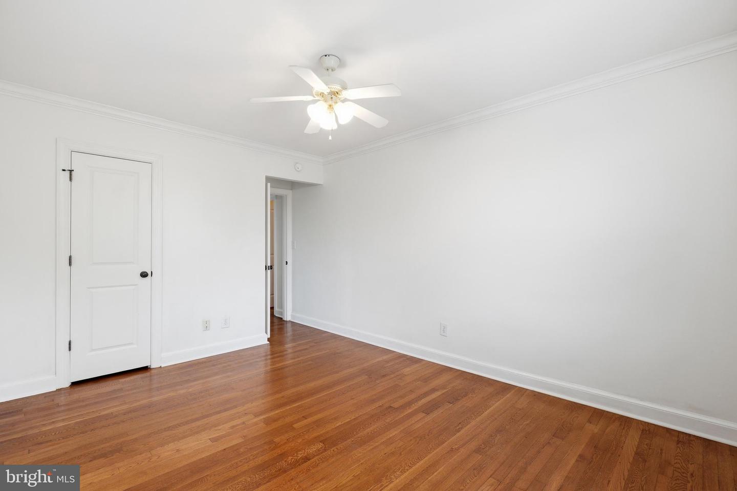 922 S Washington St #304 Property Photo 12