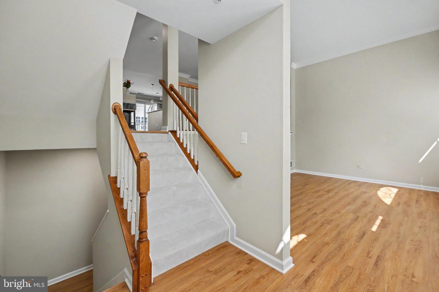 169 Martin Ln Property Photo 5
