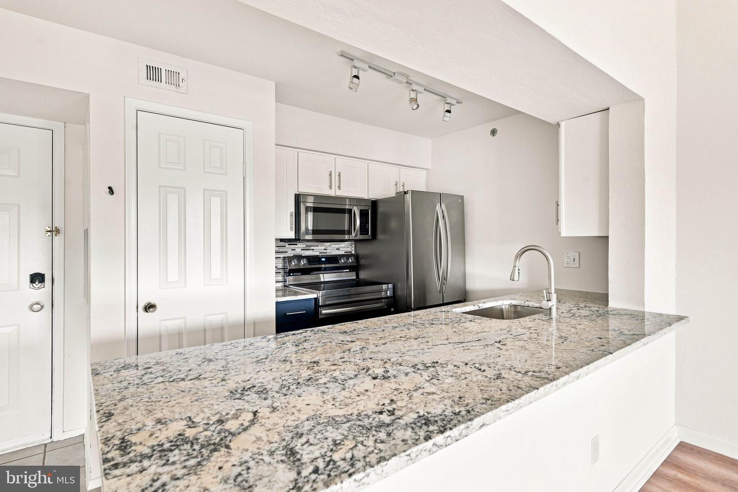 3315 Wyndham Cir #4225 Property Photo 15