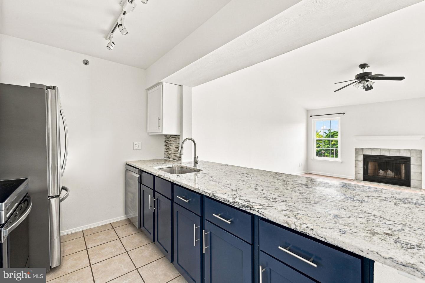 3315 Wyndham Cir #4225 Property Photo 16