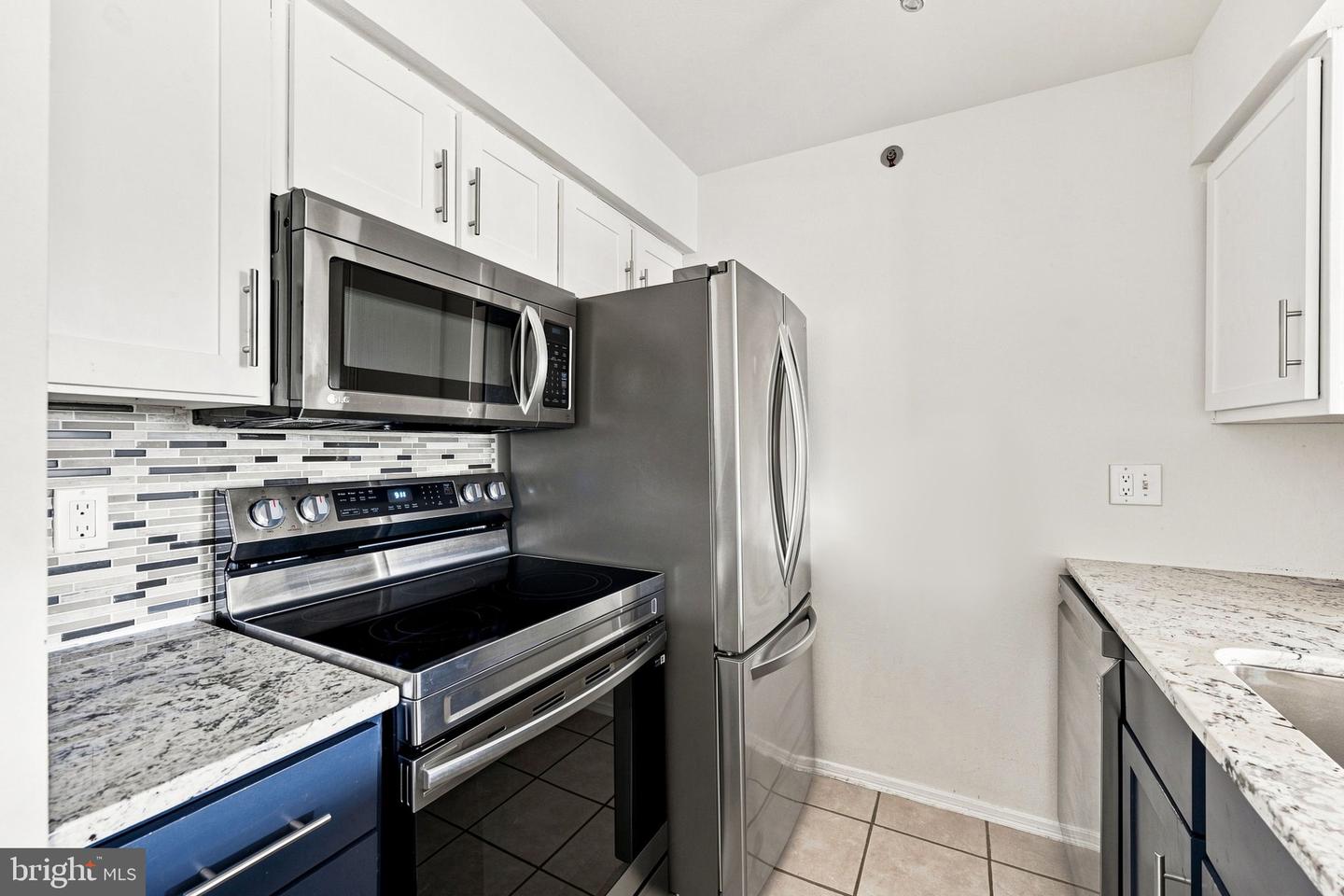 3315 Wyndham Cir #4225 Property Photo 18