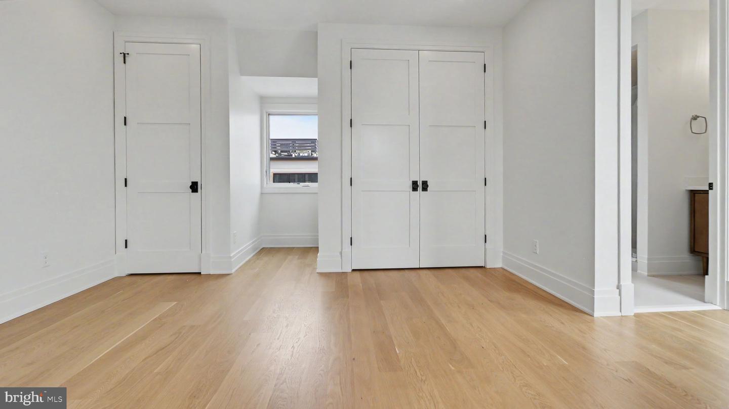 121 N West St Property Photo 5