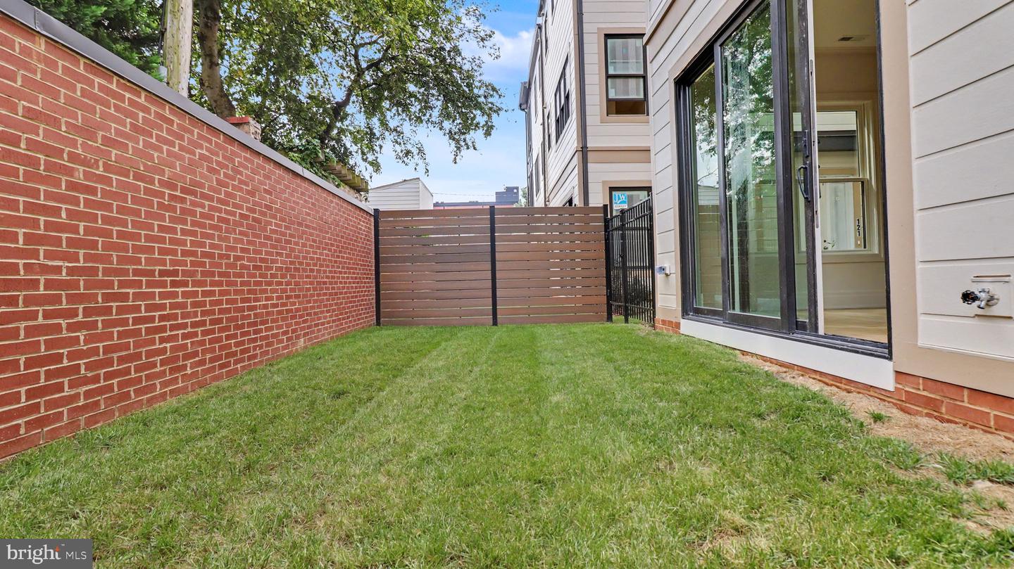 121 N West St Property Photo 60