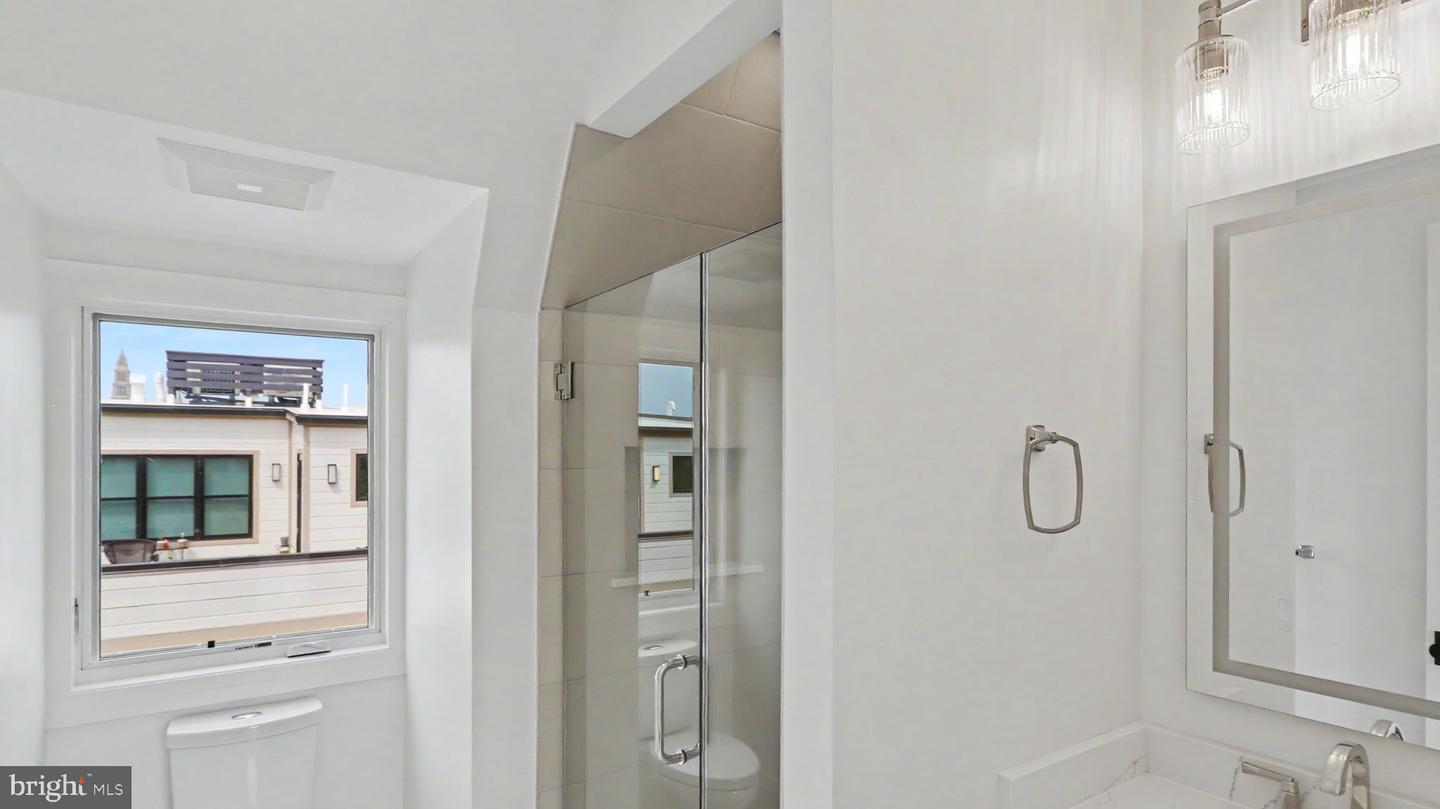 121 N West St Property Photo 65