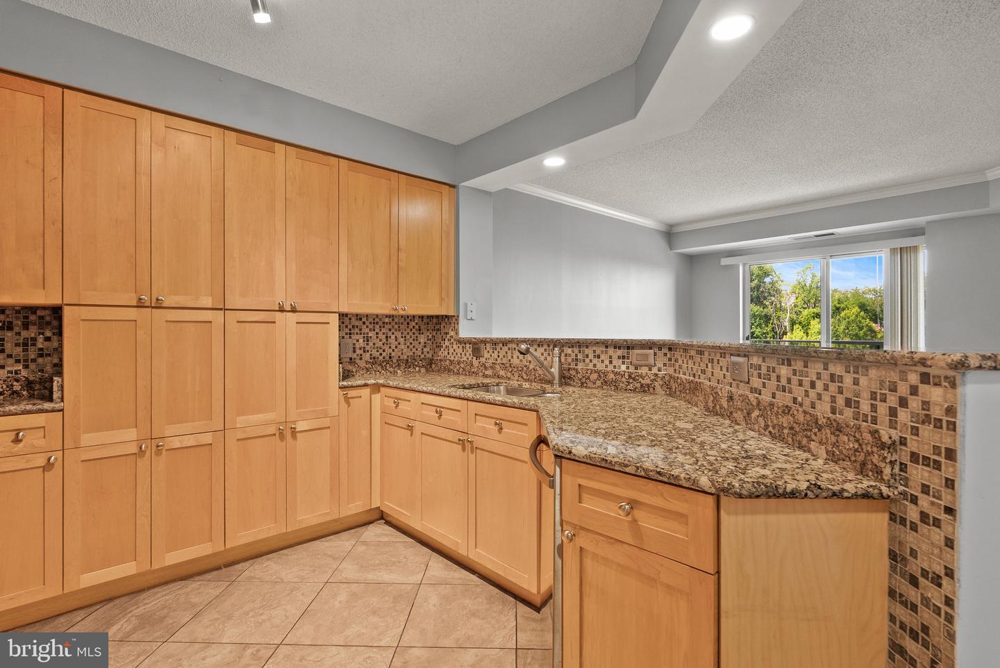 3101 N Hampton Dr #606 Property Photo 10