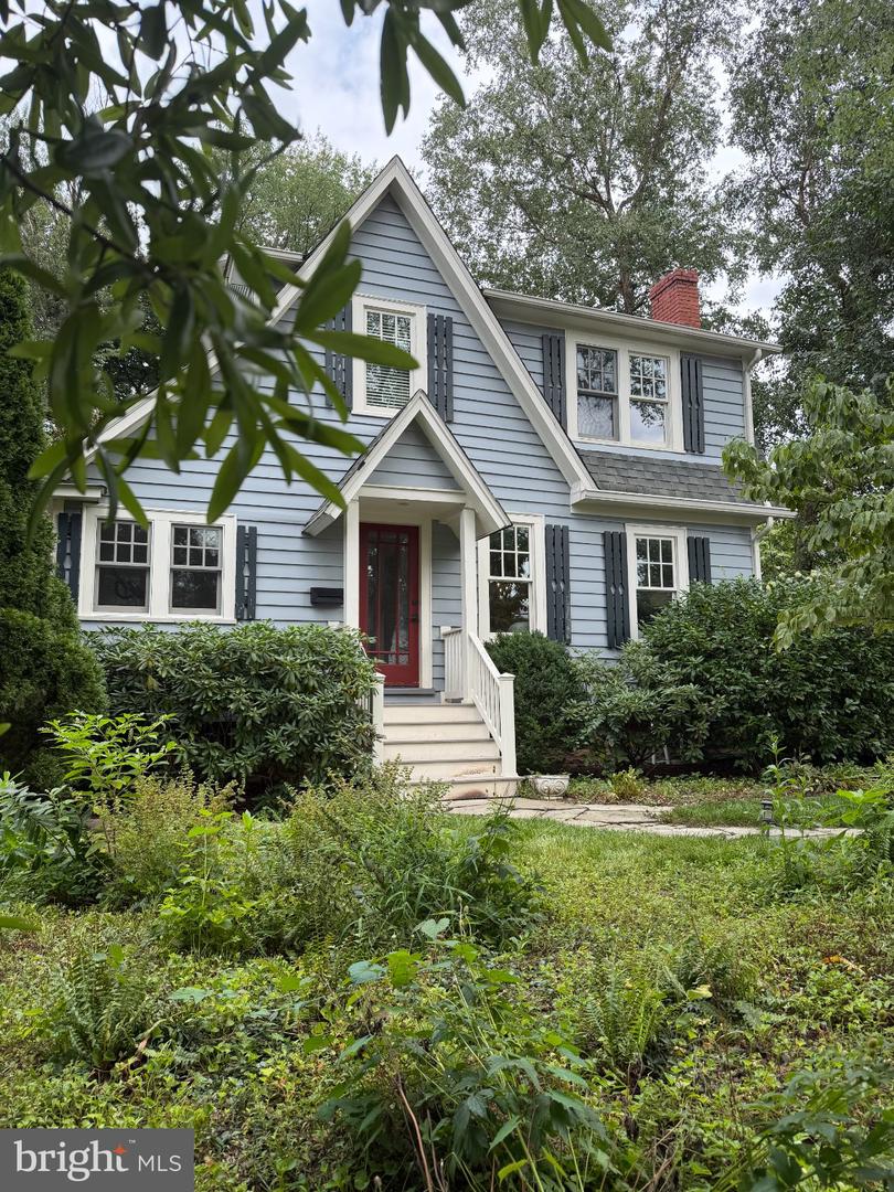 2809 HOLLY ST Property Photo 1