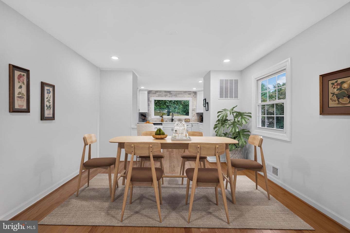 250 Aspen St Property Photo 3