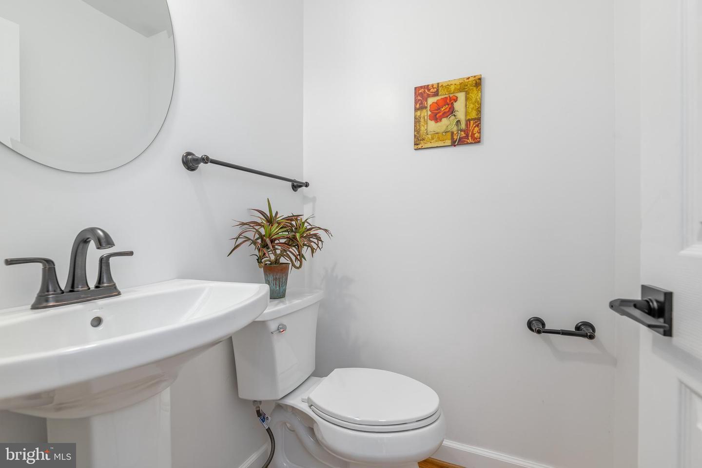 250 Aspen St Property Photo 8