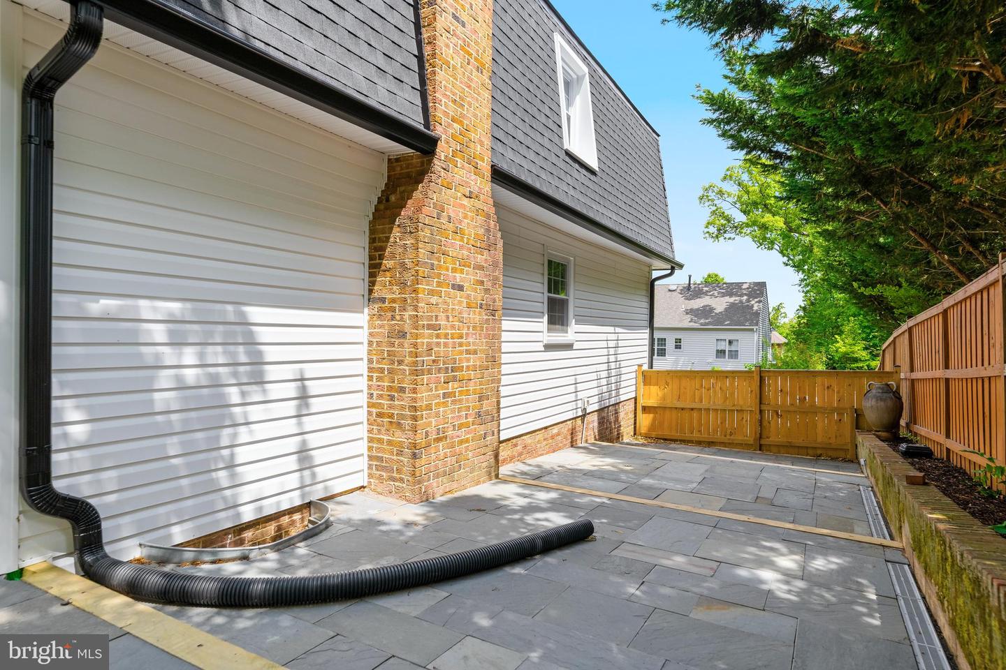 250 Aspen St Property Photo 16